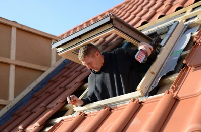 Pose de fenêtres de toit Velux à Mondreville